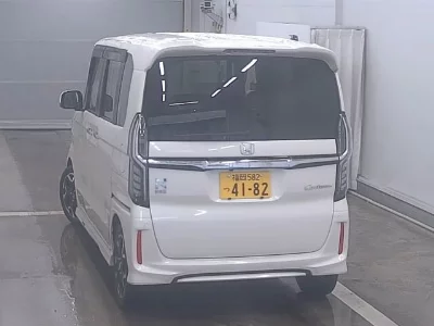 Honda N BOX CUSTOM