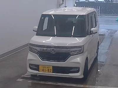 Honda N BOX CUSTOM