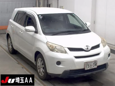 TOYOTA IST