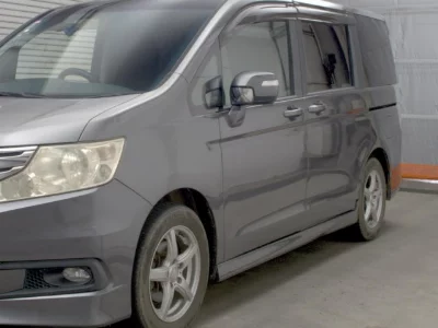 Honda STEPWGN SPADA