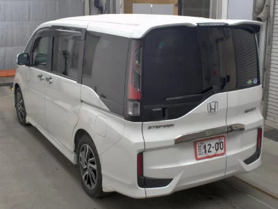 HONDA STEPWGN SPADA