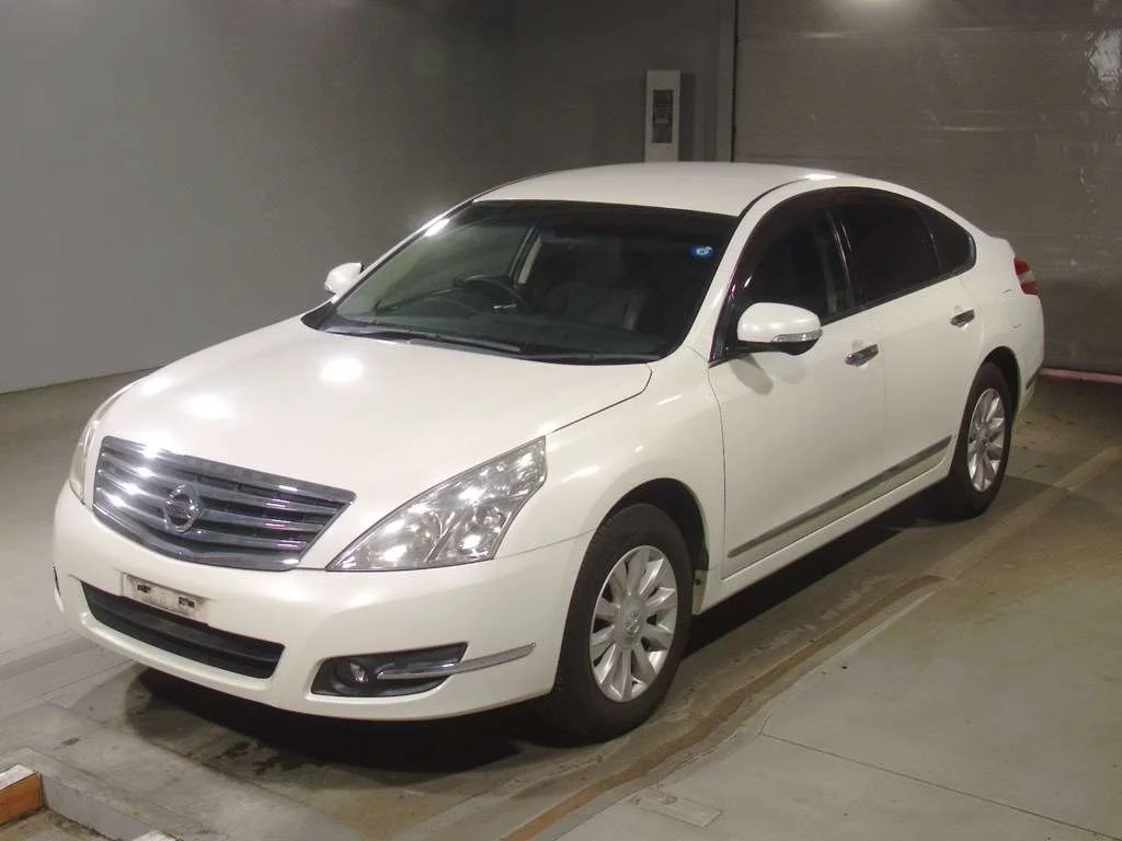 Nissan Teana  с аукциона в Японии