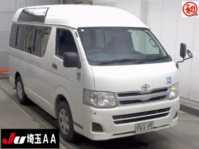 Toyota HiAce Van