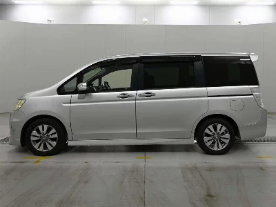 HONDA STEPWGN SPADA