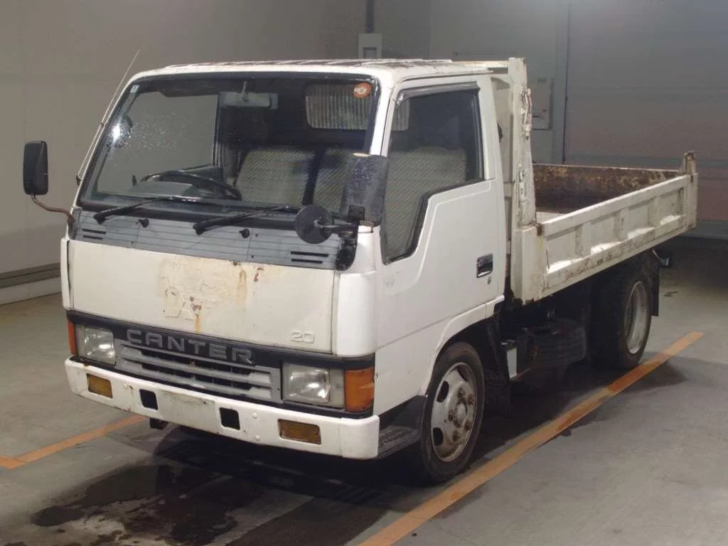 Mitsubishi Fuso Canter  с аукциона в Японии