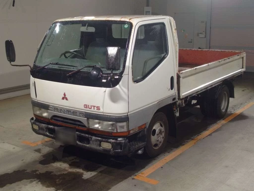 Mitsubishi Fuso Canter  с аукциона в Японии