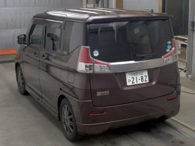 Mitsubishi Delica D:2