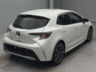 Цена авто Toyota Corolla Hatchback с аукционов Японии, номер кузова NRE210H, пробег 84 000, оценка 3