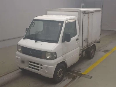 Mitsubishi Minicab Truck