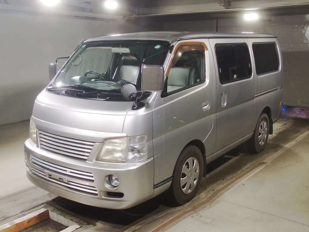 Nissan CARAVAN COACH  с аукциона в Японии