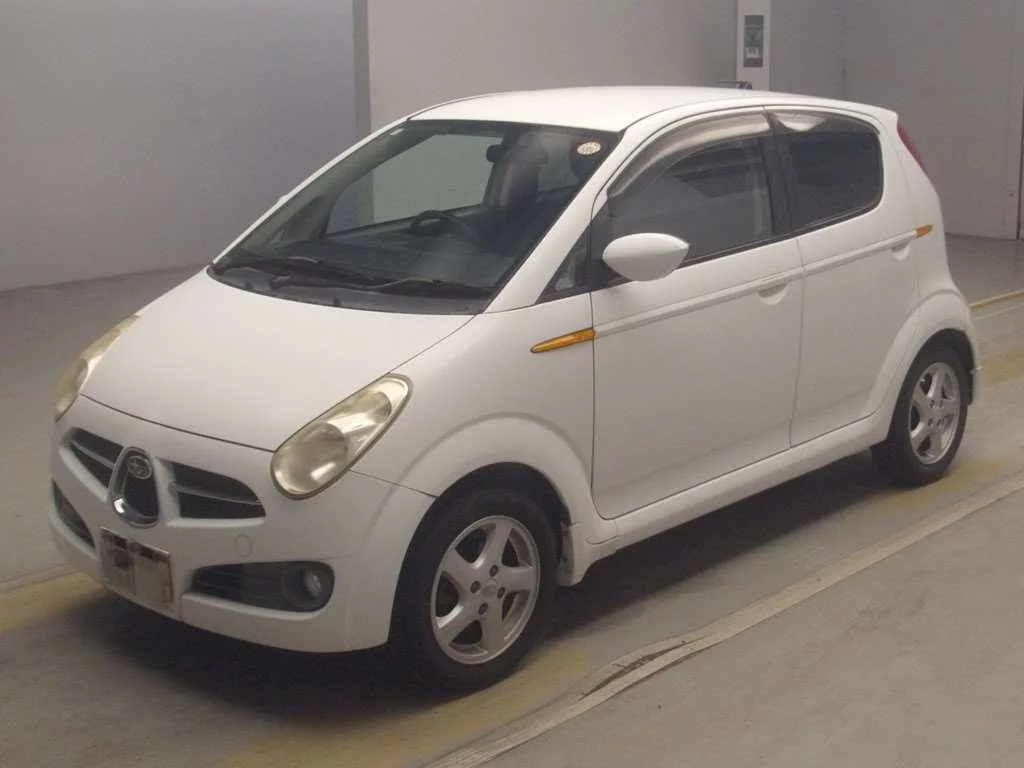 Subaru R2  с аукциона в Японии