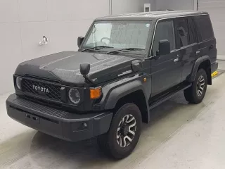 Toyota LAND CRUISER 70