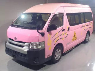 Toyota HiAce Commuter
