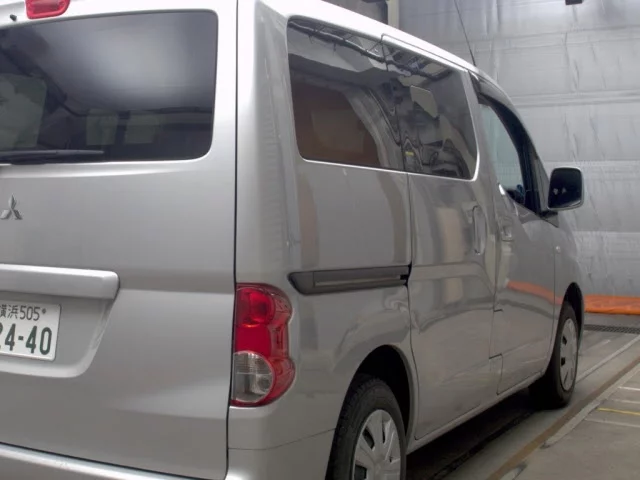 Mitsubishi Delica D:3  с аукциона в Японии