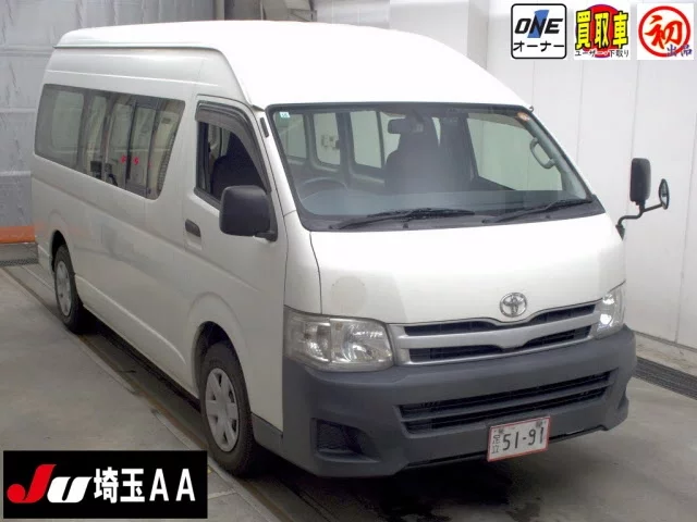 Toyota RegiusAce  с аукциона в Японии