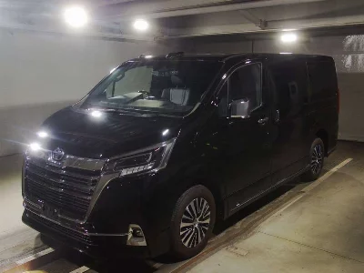 Toyota GranAce
