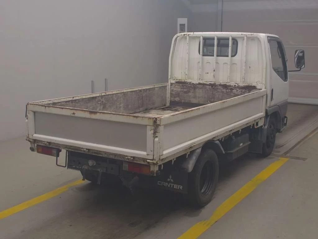 Mitsubishi Fuso Canter  с аукциона в Японии