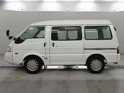 MAZDA BONGO VAN
