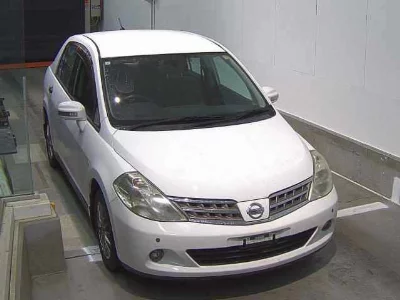 Nissan Tiida Latio