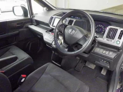 Honda STEPWGN SPADA