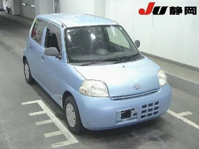 Daihatsu Esse