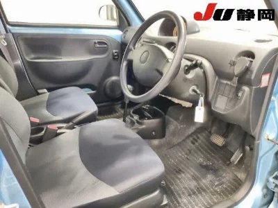 Daihatsu Esse