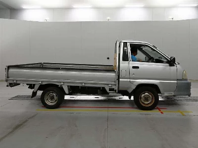 Toyota Lite Ace Truck