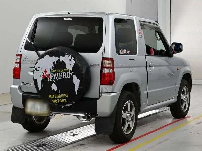 Mitsubishi Pajero Mini