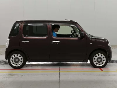 Daihatsu Mira Cocoa