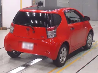 Toyota iQ