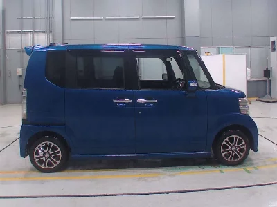 HONDA N BOX CUSTOM