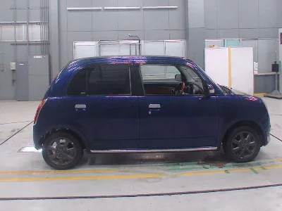 Daihatsu Mira Gino