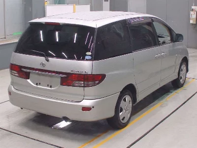 Toyota ESTIMA L