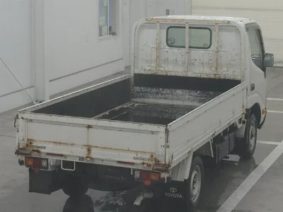TOYOTA DYNA
