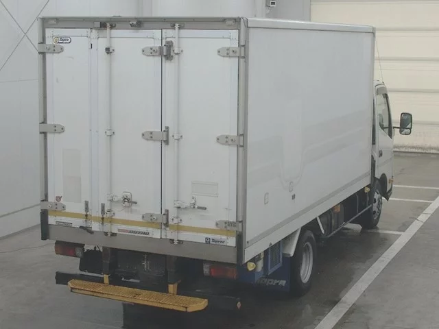 Hino Dutro  с аукциона в Японии