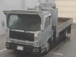 Isuzu Elf  с аукциона в Японии