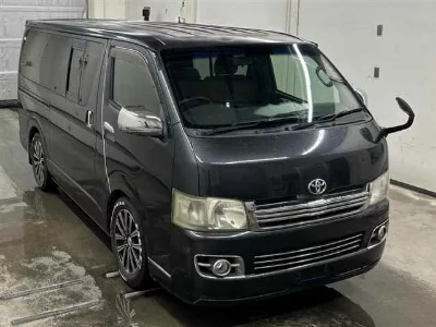 TOYOTA HIACE VAN