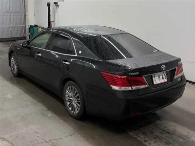 TOYOTA CROWN HYBRID