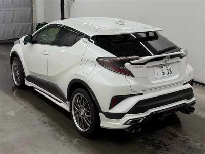 TOYOTA C-HR