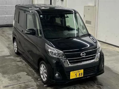 Nissan Dayz Roox