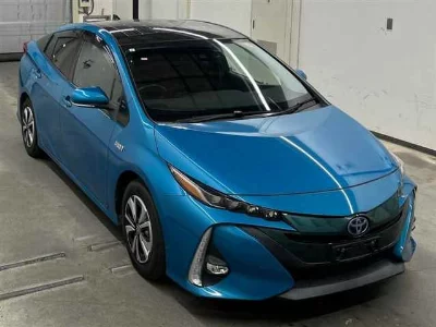 TOYOTA PRIUS PHV