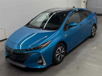 TOYOTA PRIUS PHV