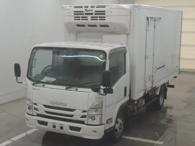 Isuzu Elf  с аукциона в Японии
