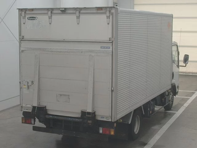 Isuzu Elf  с аукциона в Японии