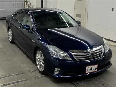 TOYOTA CROWN HYBRID
