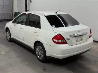 Nissan Tiida Latio