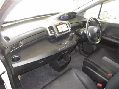 Honda Freed Spike