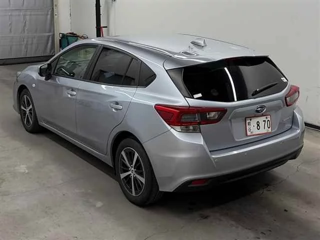 Subaru Impreza  с аукциона в Японии