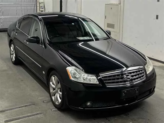 Nissan Fuga  с аукциона в Японии