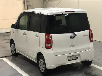 SUBARU LUCRA